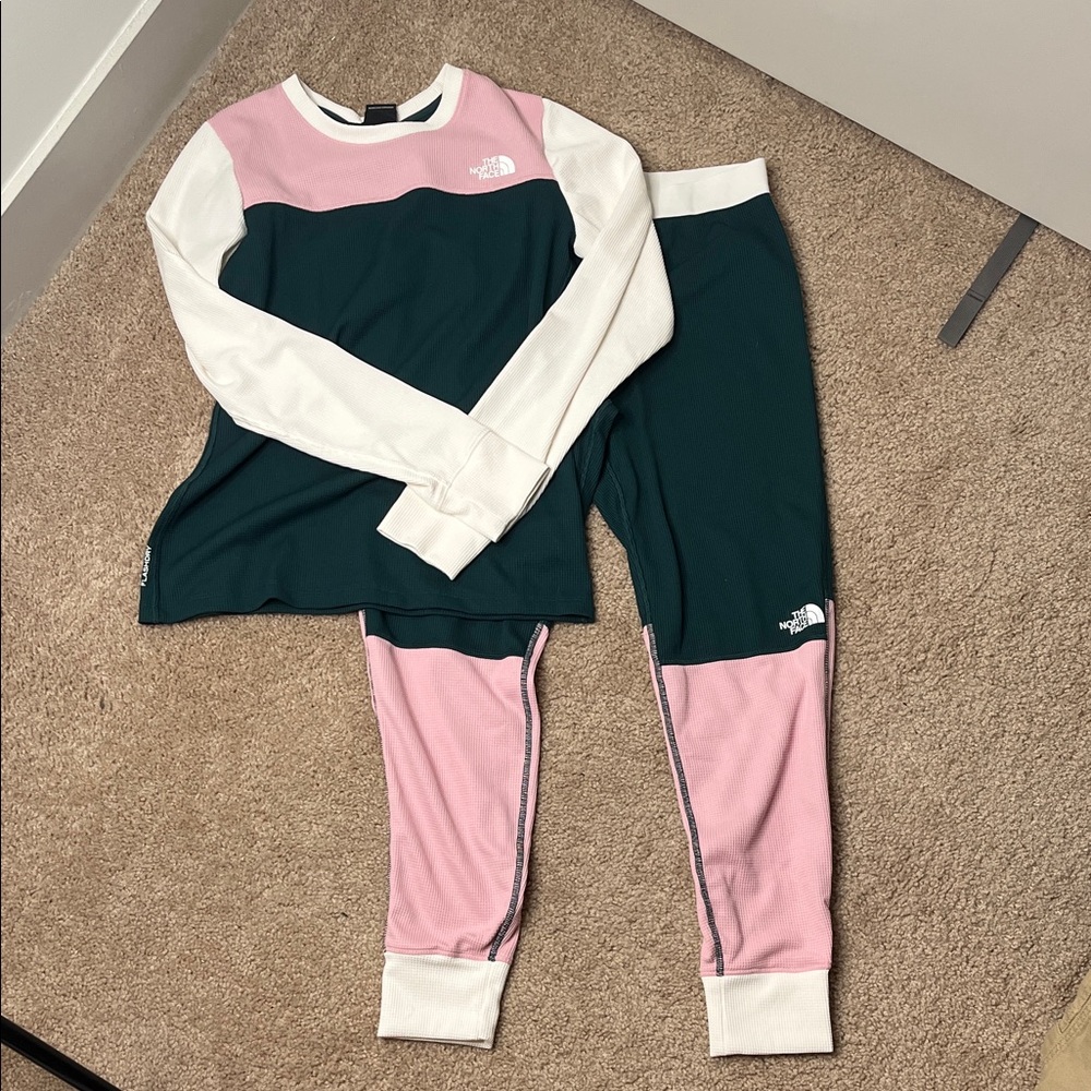 The North Face Women’s Waffle Flashdry Base Layer
